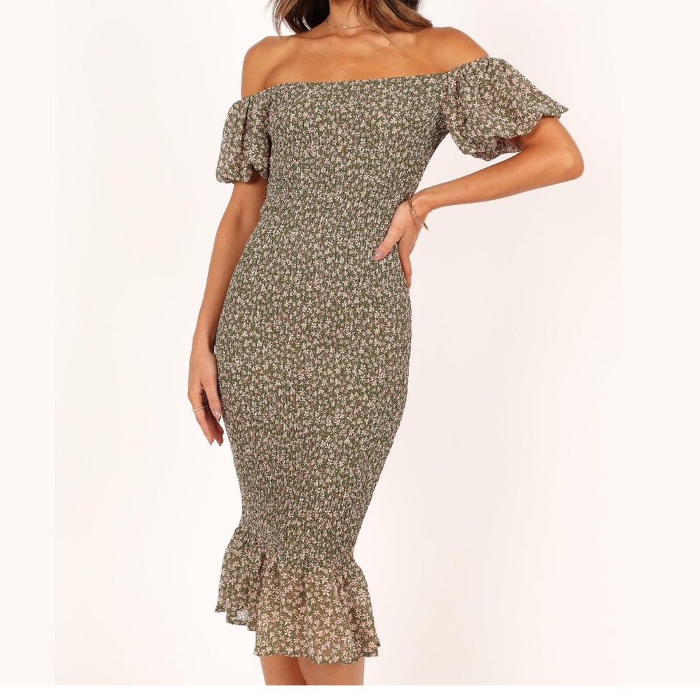 Petal and Pup green Claire Shirred Bodycon dress S